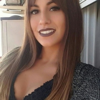 Mag deze brunette jou verwennen?