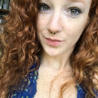 Mag deze brunette jou een neukbeurt geven?