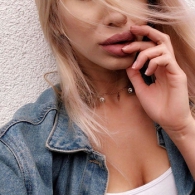 Blond en gewillig zoekt uitdagende sex