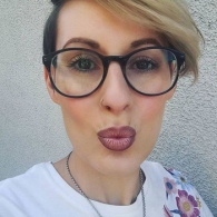 Vrouw zoekt een partner om mee te genieten