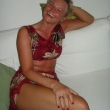 Sexy blondine wil stevig geneukt worden