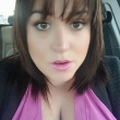 Leuke lieve brunette witl graag verwend worden