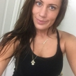 Geef jij deze brunette een geile neukbeurt?