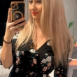 Blond en geil, help jij mij?