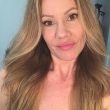 Deze geile milf is op zoek naar jou!